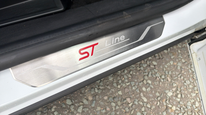 Ford Puma 1.0 EcoBoost ST-Line 5dr Petrol Hatchback